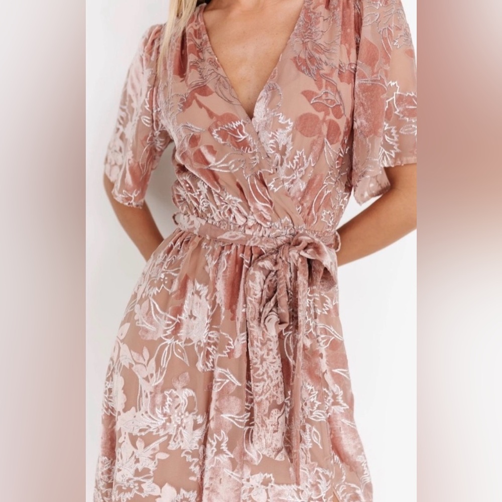 NWT Women’s Baltic Born Uma Velvet Burnout Maxi Dress Pink Floral - Size Medium - Picture 2 of 9
